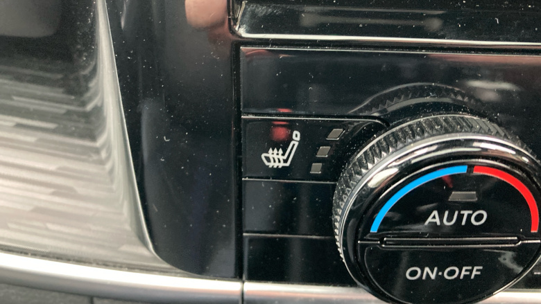 Nissan Qashqai 1.3 DiG-T MH Tekna 5dr Petrol Hatchback